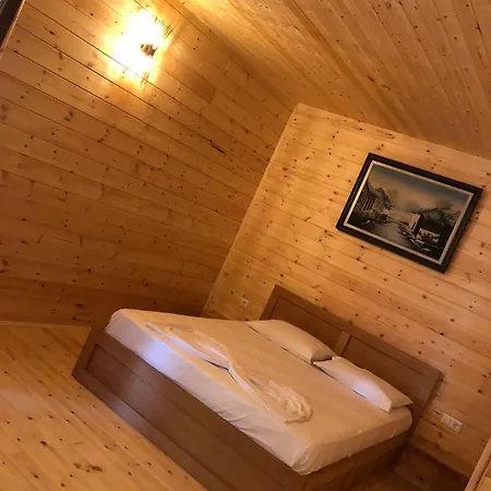 Argjiro Apartamento Hamallaj
